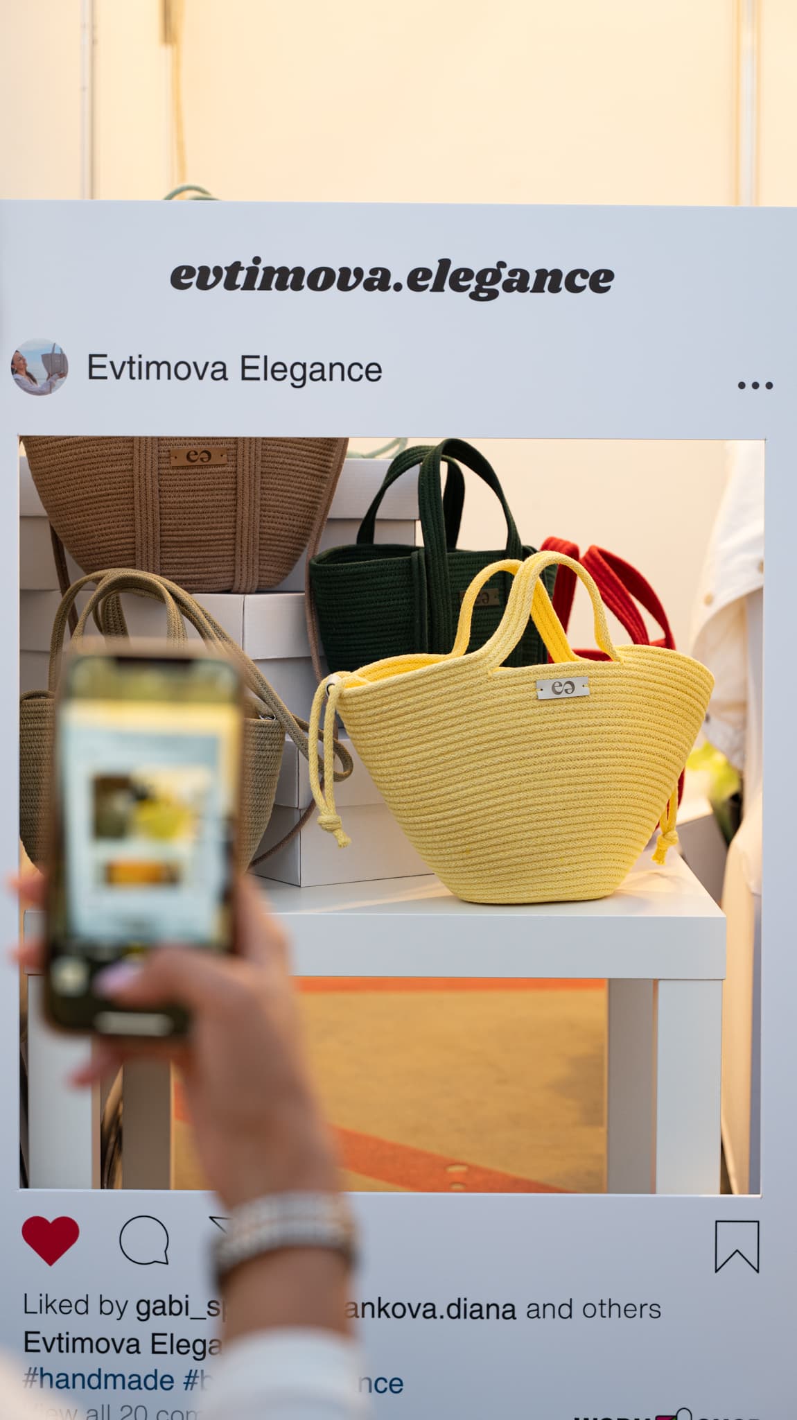 Ателието на Evtimova Elegance — ръчна изработка на чанти от памучен шнур
